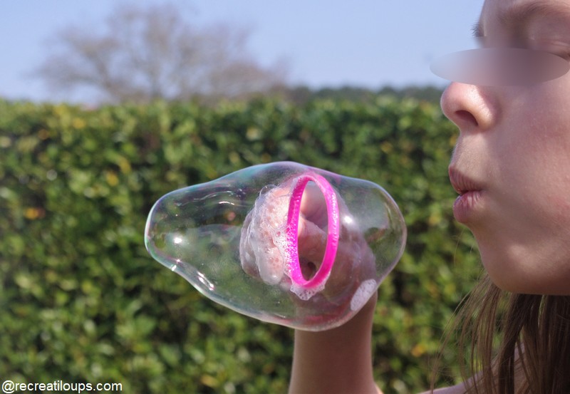 Comment faire des bulles de savon pour vos enfants